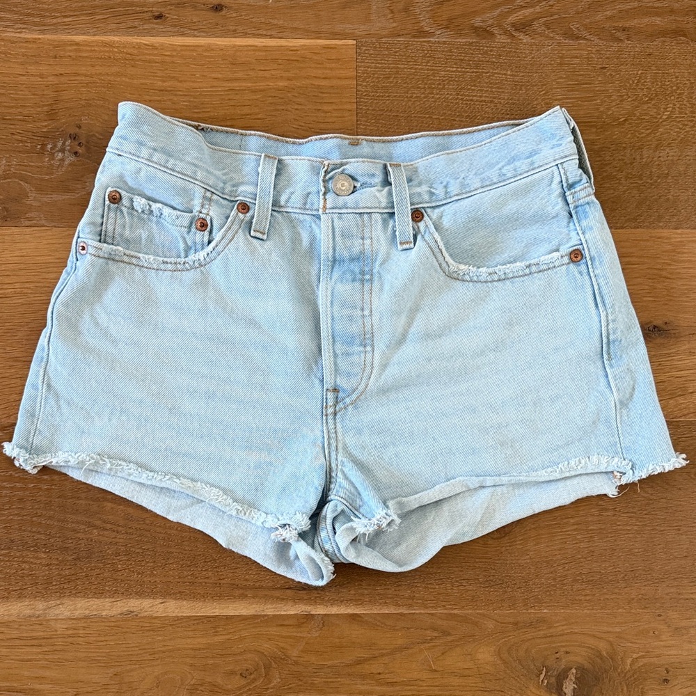Levi's 501 Sky Blue Denim Shorts size 27 Like new